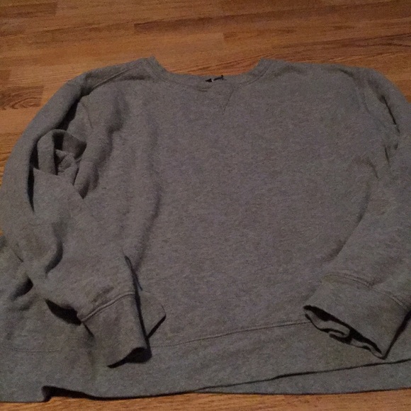 joe boxer Tops - Joe boxer medium grey cozy crew sweatshirt